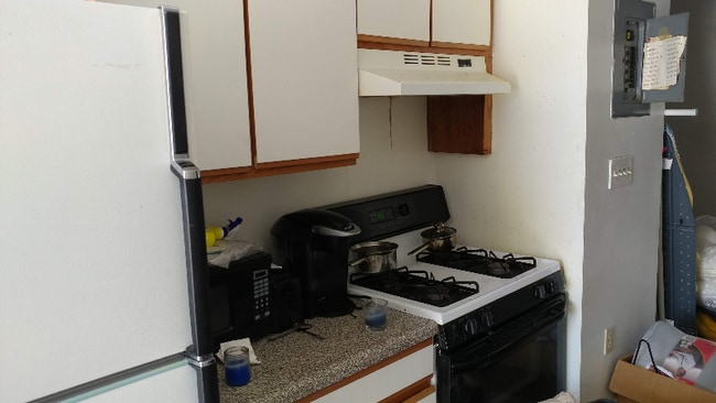 Photo - 275 Bay St Apartment