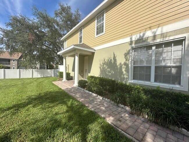 Building Photo - 4964 Poolside Dr