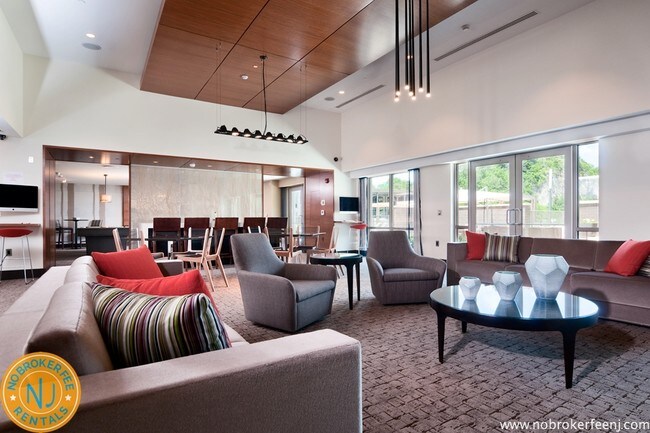 Foto del edificio - 15 Henley Pl