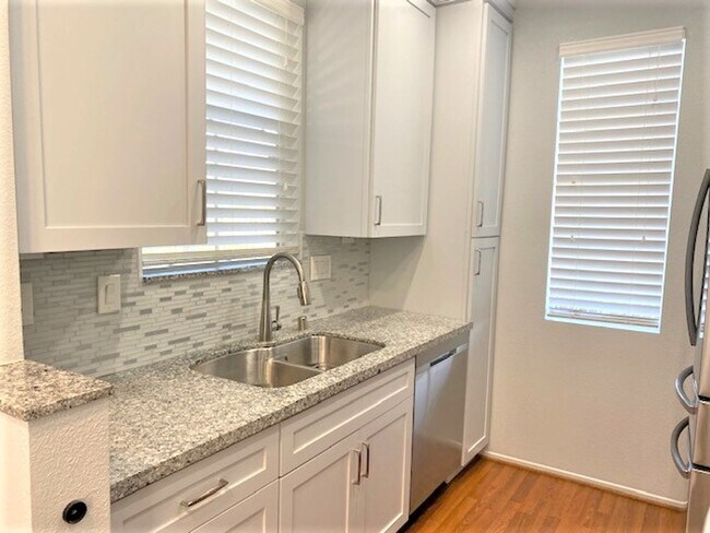 Foto del edificio - Wonderful Condo in Sabre Hills