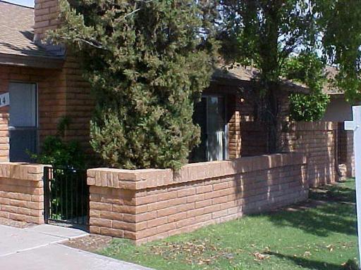 Primary Photo - 6414 S Lakeshore Dr