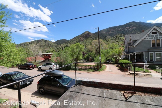 Building Photo - 3 br, 2 bath House - 40 Grand Ave