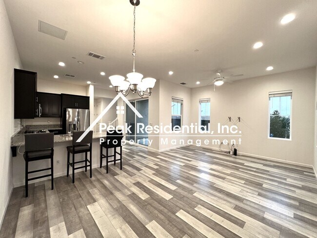 Foto del edificio - Very Nice 3bd/2.5ba North Natomas Home wit...