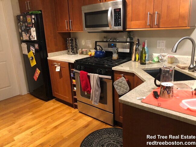 Foto del edificio - 175 Princeton St