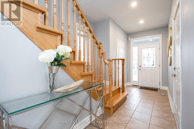 Building Photo - 12 Fred Mason St