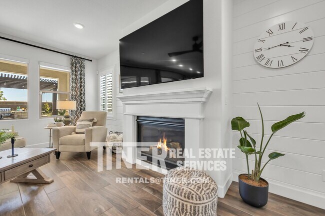 Foto del edificio - Beautiful El Dorado Hills Home