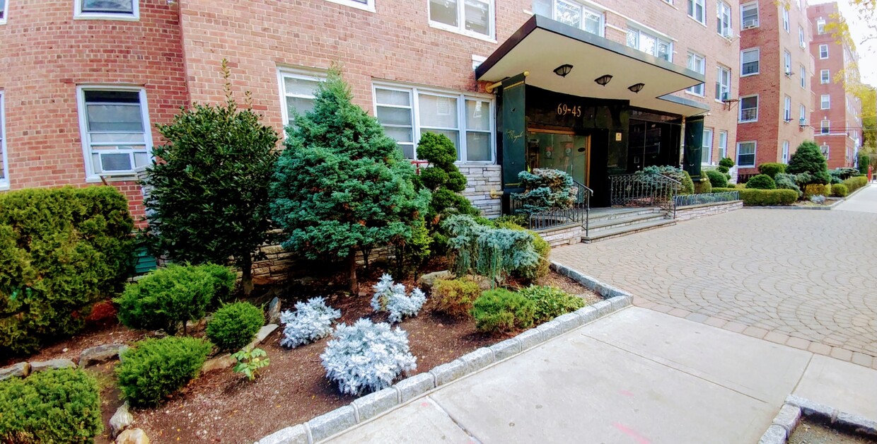 Forest Royale Condominium - Apartments in Forest Hills, NY | Apartments.com