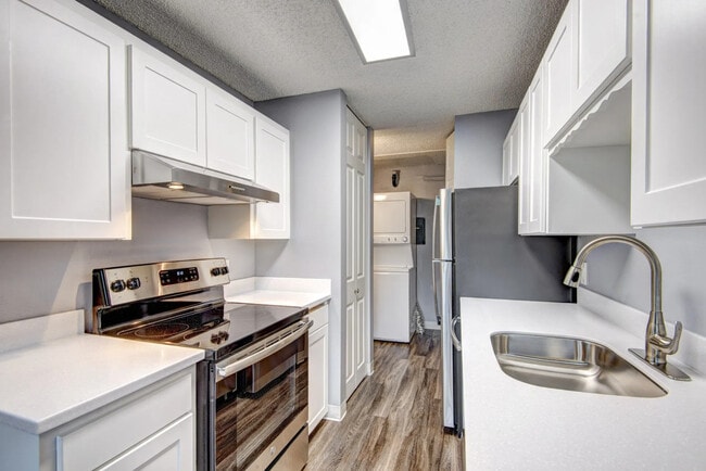 Building Photo - Asteria Place Apartments