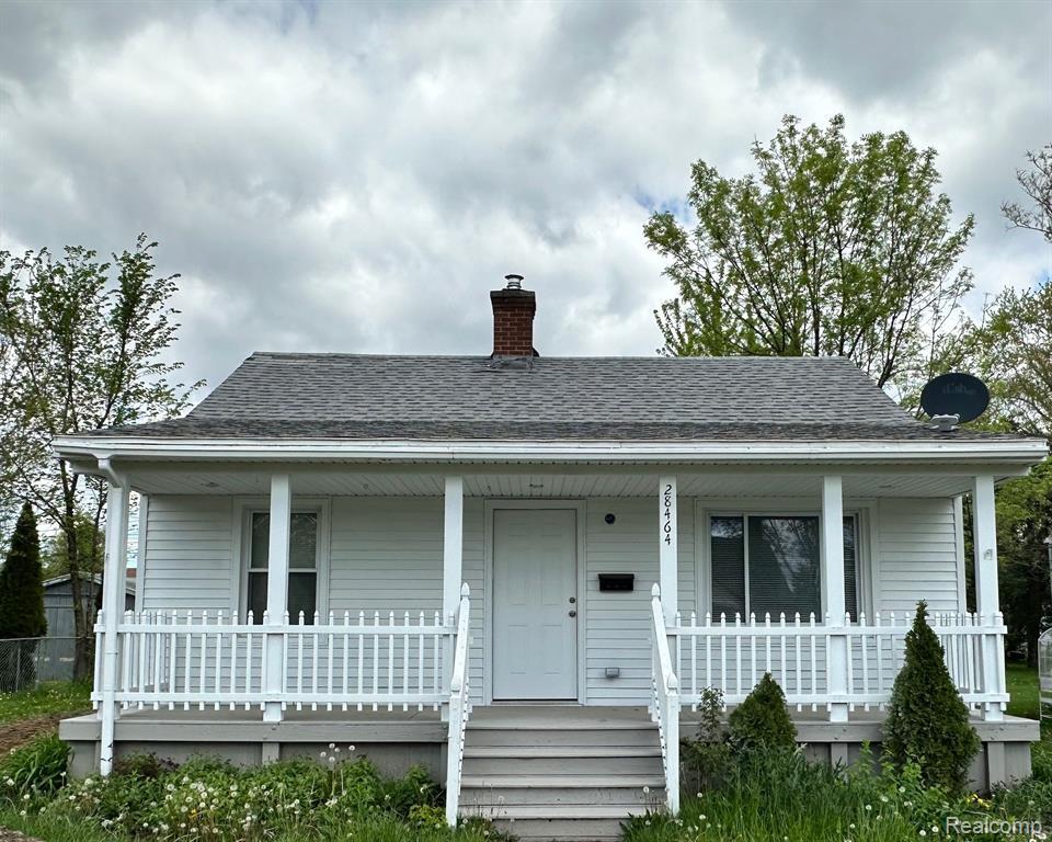 Primary Photo - 28464 Barton St
