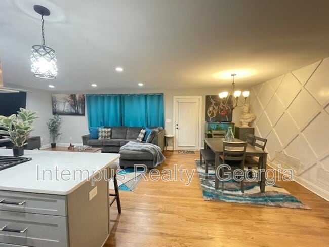 Building Photo - 1771 Dodson Dr SW