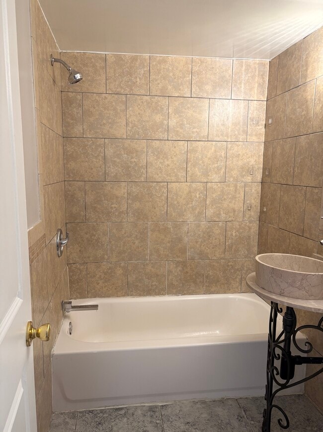 Foto del edificio - 3415 5th St SE