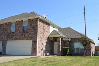 Building Photo - 4404 San Marcus Ave