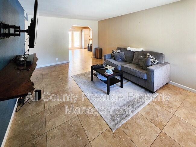 Foto del edificio - 4701 W Charleston Ave