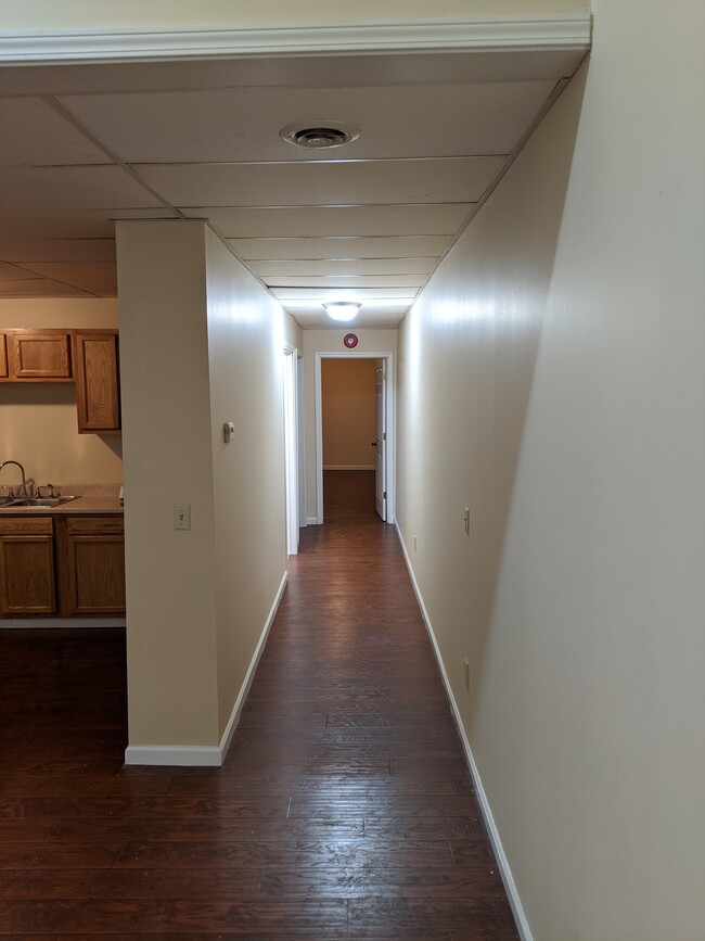 Hallway - 460 Broad St