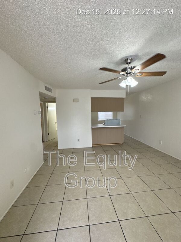 Building Photo - 514 S Bridge St