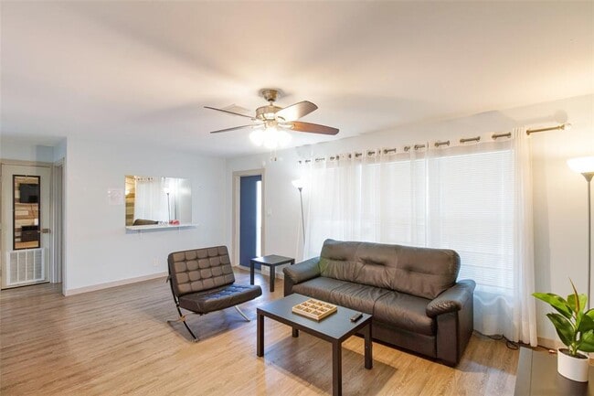 Foto del edificio - 3039 Grant St