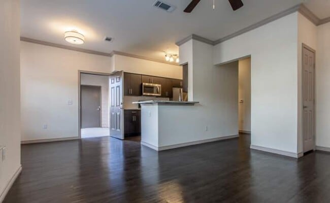 Building Photo - 1 bedroom in Montgomery TX 77316