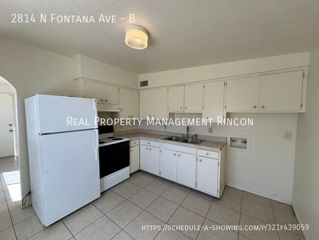 Building Photo - 2814 N Fontana Ave