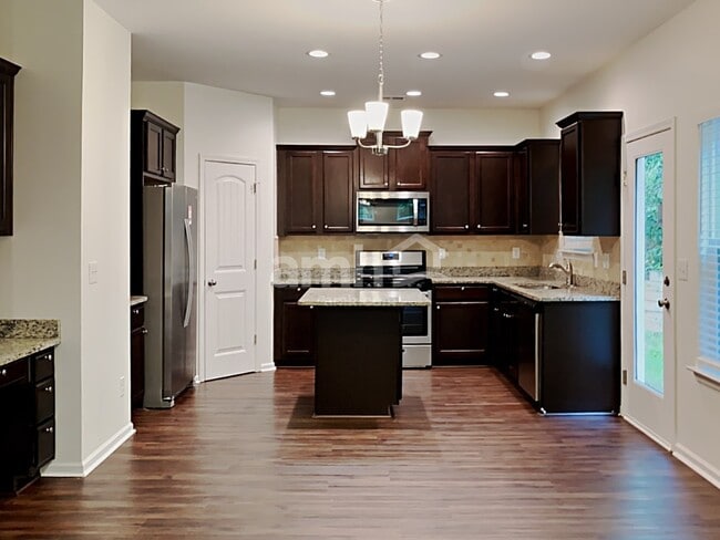 Building Photo - 1386 Key Manor Ln