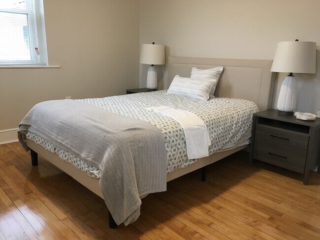 Building Photo - 7 Winship St