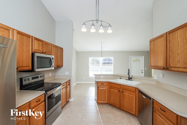 Building Photo - 186 Bamboo Ave SE