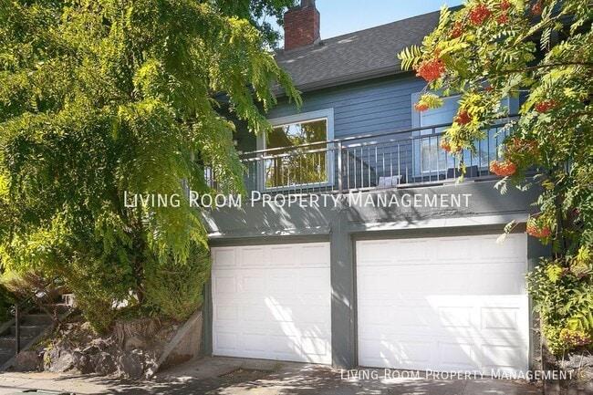 Photo - 1309 SE Pine St House