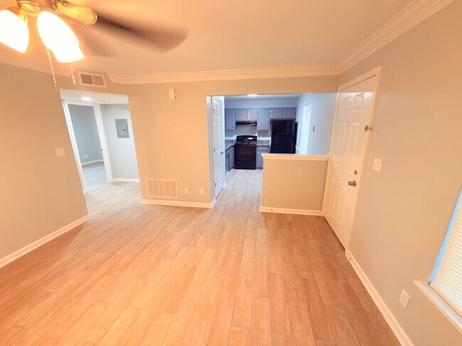 Foto del edificio - 2BR Bright Apartment – Move-In Ready