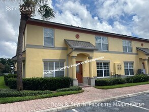 Building Photo - 3877 Island Way
