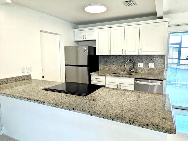 Foto del edificio - 111 NW 31st Ct