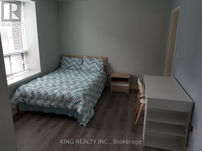 Photo du bâtiment - 318-1318 Spruce St