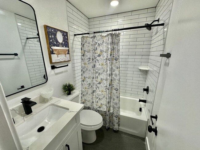 Foto del interior - *End Mgmt 10.15.24* 123 W Missouri *Final ...