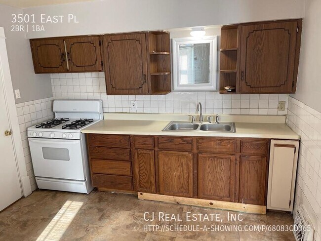 Building Photo - 3501 East Pl