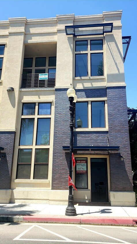Primary Photo - 151 W. 2nd St