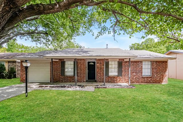 Foto principal - 3025 Montclair Pl
