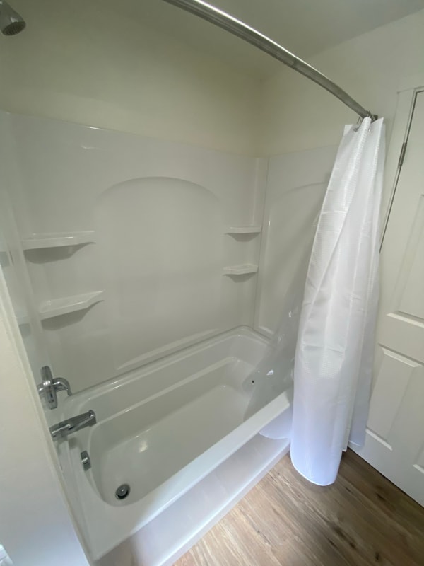 Building Photo - 906 S 42nd Ave