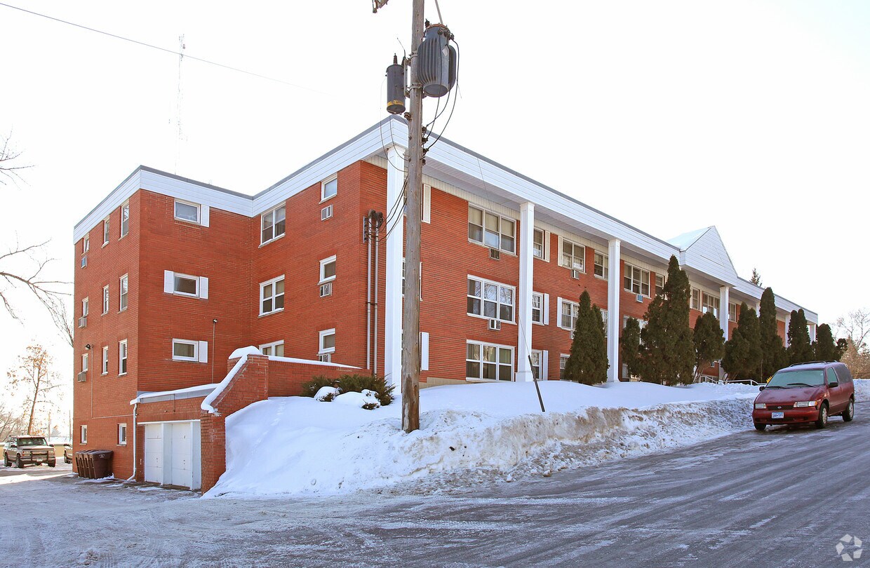 Colonial Terrace Apartments West Saint Paul, MN