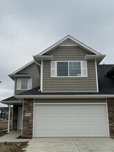 Building Photo - 9216 Peregrine Rd