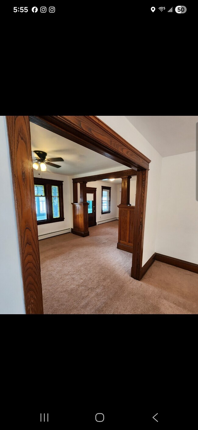 Building Photo - 368 Winola Ave