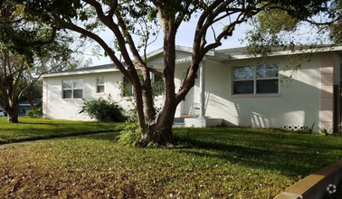 Building Photo - 220 LPGA Blvd