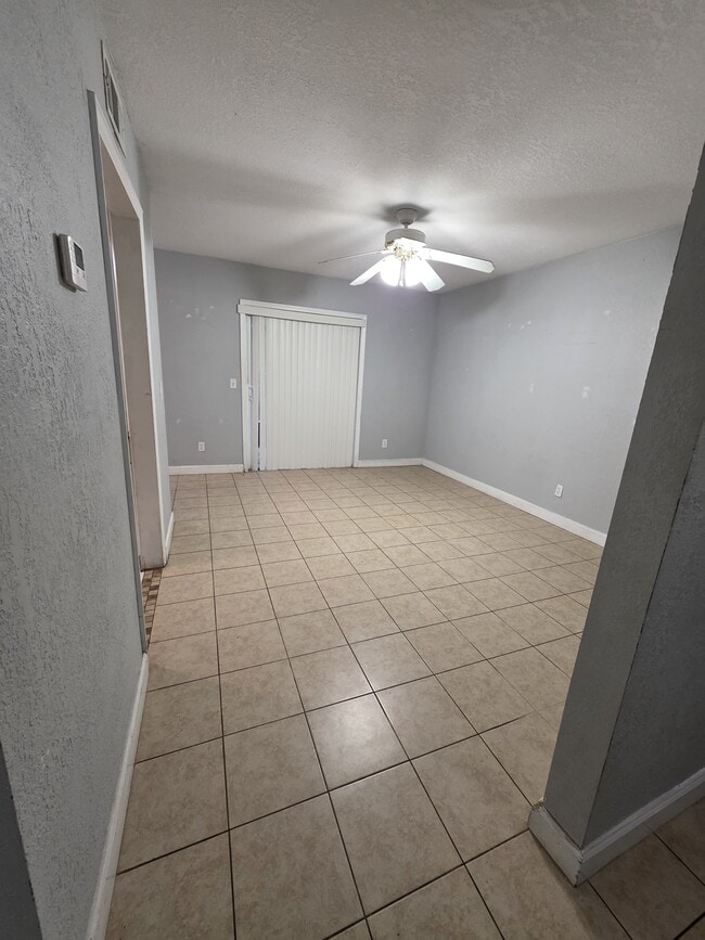 Building Photo - 2401 Barley Club Dr