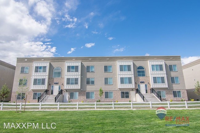 Building Photo - 1 br, 1 bath House - 834 E 500 S #102