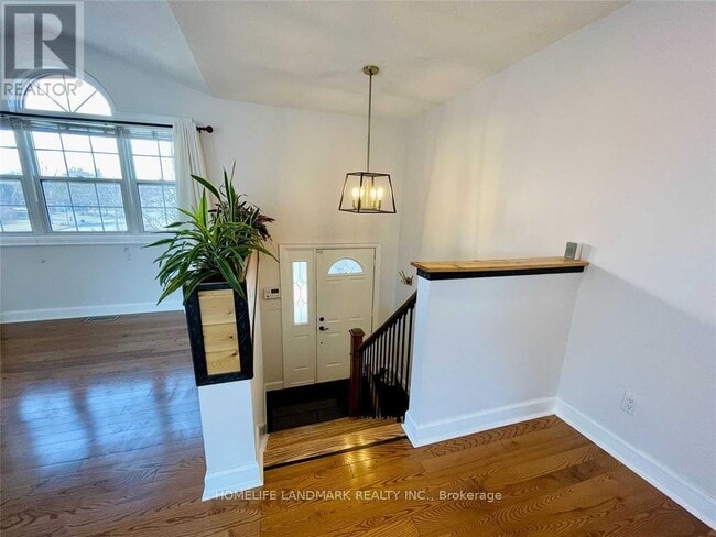 Photo du bâtiment - 835 Grandview St N