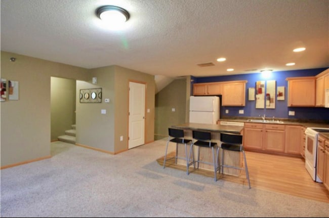 Building Photo - 2150 NE 18th St