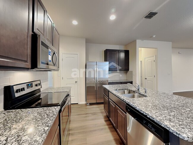 Building Photo - 127 Laurel Grace Ln