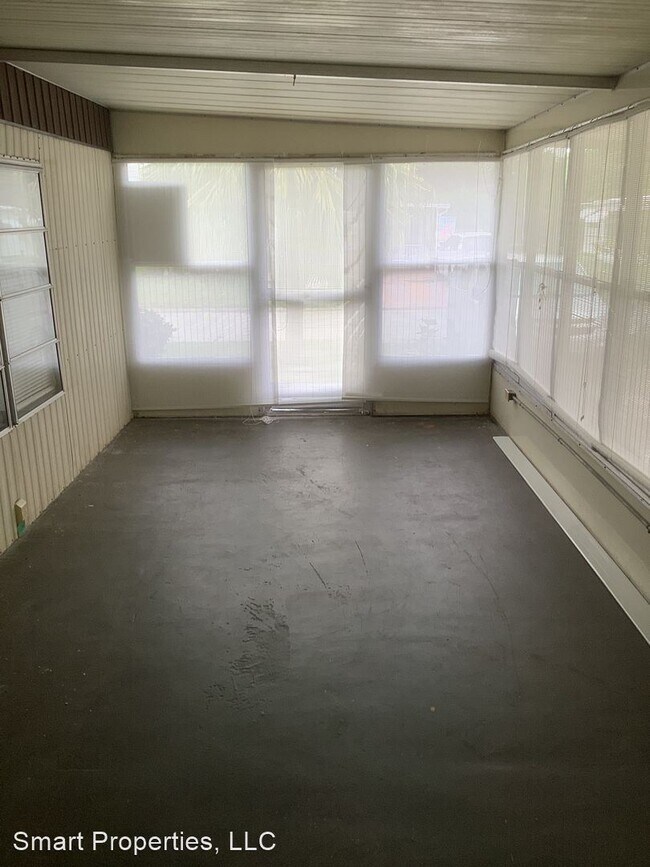 Building Photo - 2 br, 2 bath House - 511 Oak Rdg W