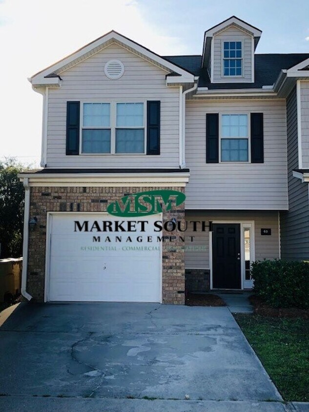 Foto principal - Live Oak Townhomes ~ Richmond Hill