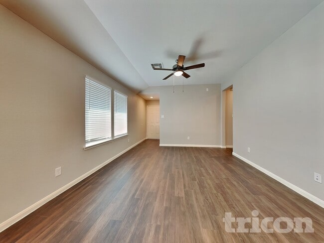 Building Photo - 6918 Scarlet Sagebrush St