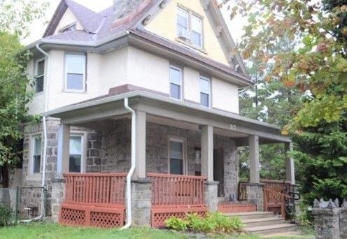 Primary Photo - 528 Mason Ave