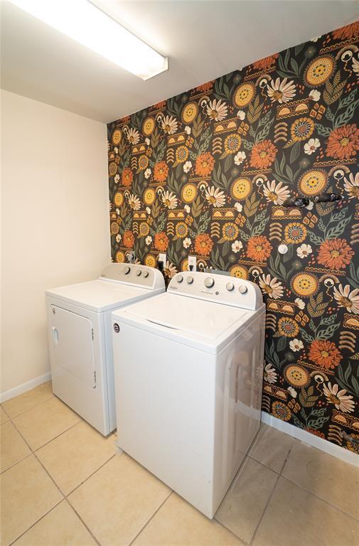 Foto del edificio - 5215 Overbrook Dr