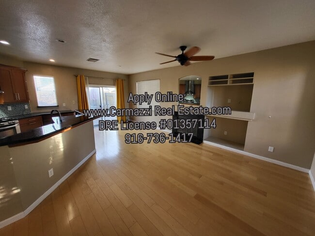 Photo - 9197 Irish Gold Way House